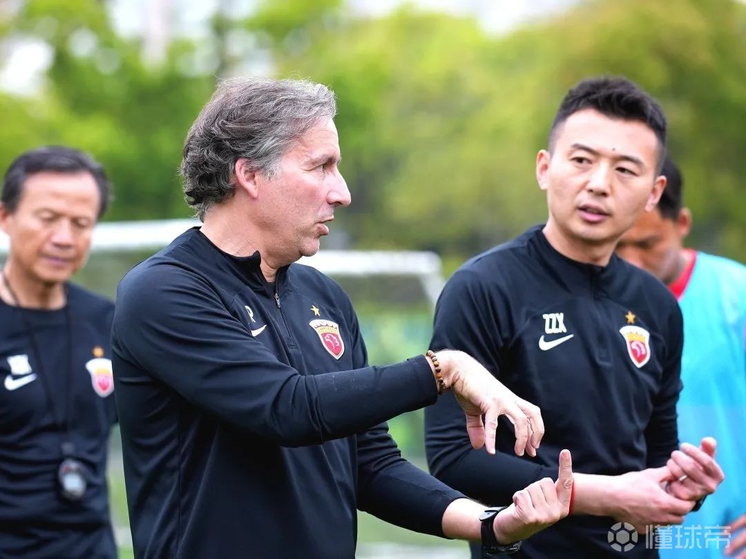 在线试玩-包含上海海港完成体检备战NBA季后赛曼联内部会议纪要流出——清晨战术微调，巴塞罗那复出首秀备战中超瞬间刷屏的词条